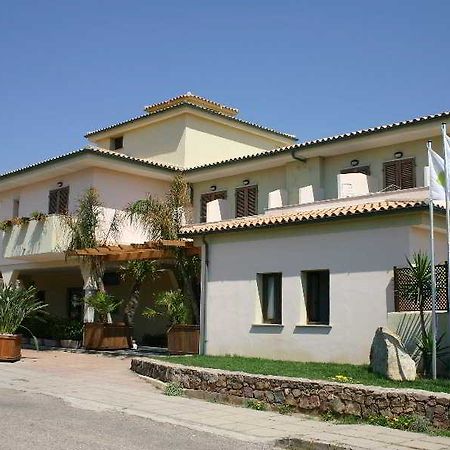 Nyce Club Sport Village Badesi Dış mekan fotoğraf